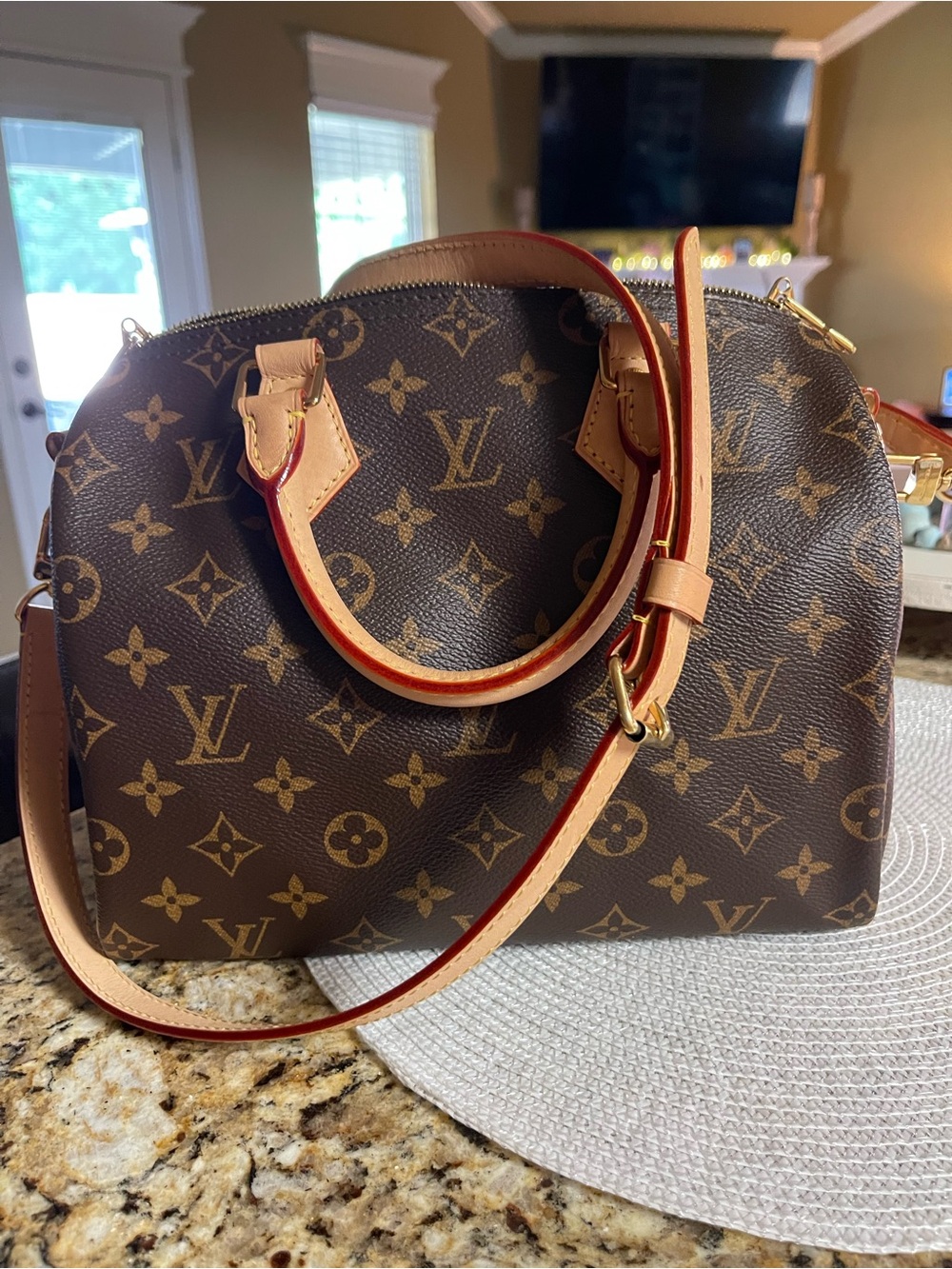 Louis Vuitton Brown Monogram speedy 25